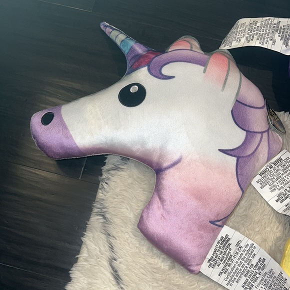 Set of three emoji pillow NEW WITH TAGS 💩🦄😋😈 - Picture 4 of 5